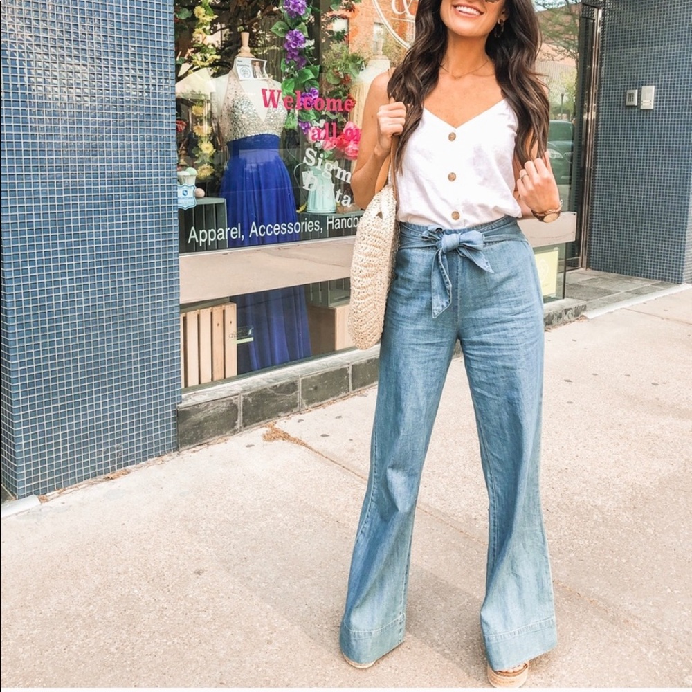 Wide leg pants